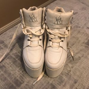 YRU white platforms